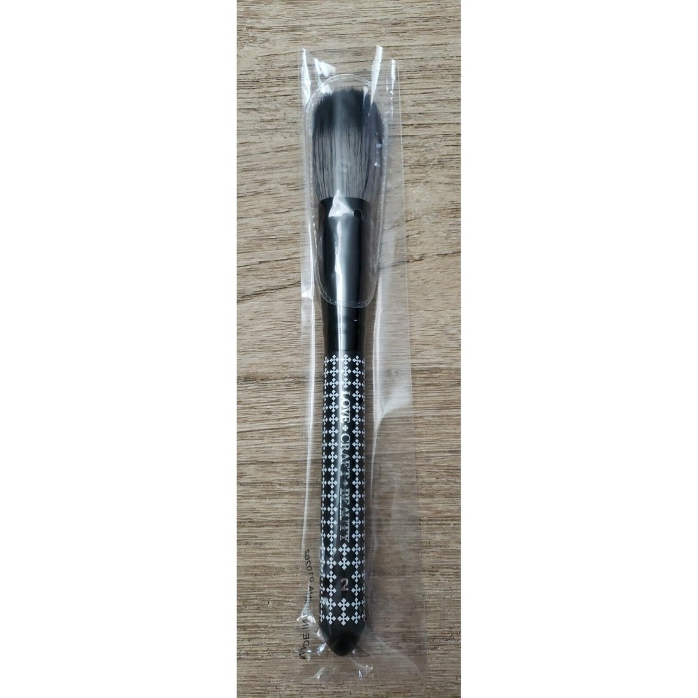 Lovecraft Beauty #2 Powder Brush NEW